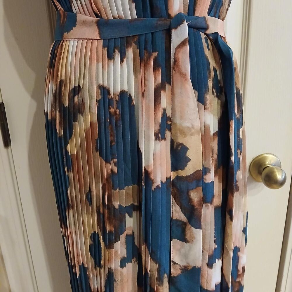NWT Banana Republic pleated sleeveless crew neck midi dress tie waist L - Picture 4 of 8